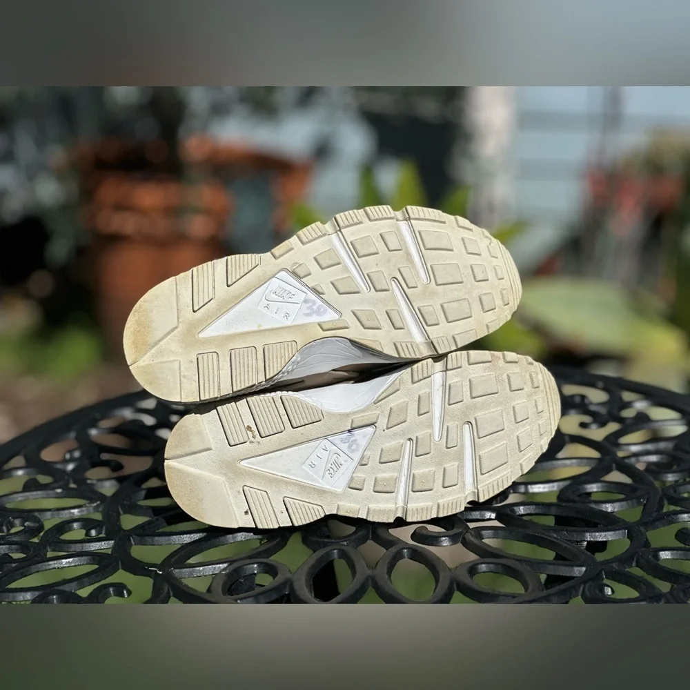 Nike — Gold + Tan Custom Huarache